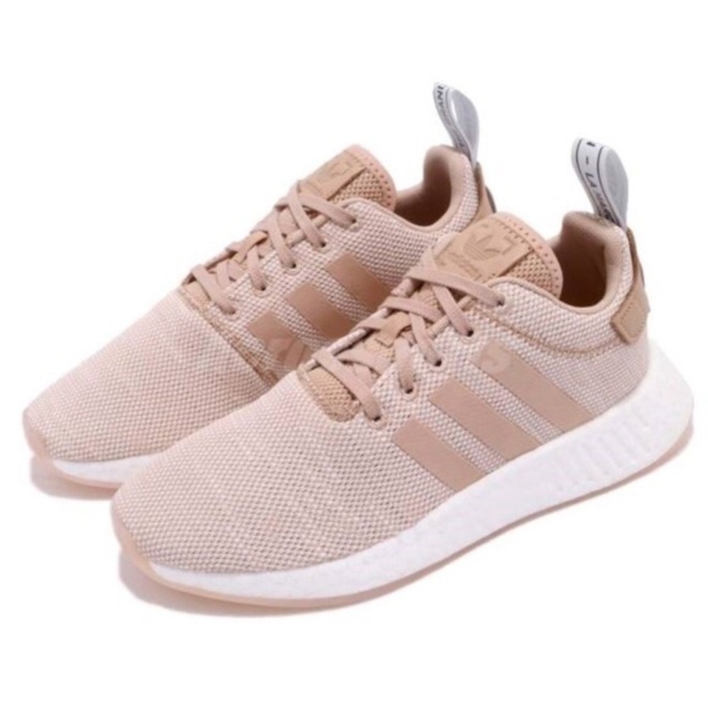 Adidas NMD R2 / size 8 / ash pearl